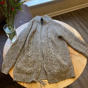 Size Medium Abercrombie & Fitch Long Cardigan